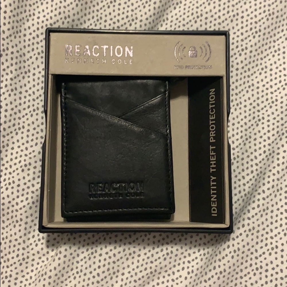 Kenneth Cole Men’s Wallet